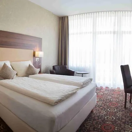 Отель Vitalhotel Koenig Am Park 3*