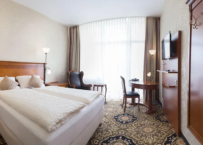 Vitalhotel Koenig Am Park 3*