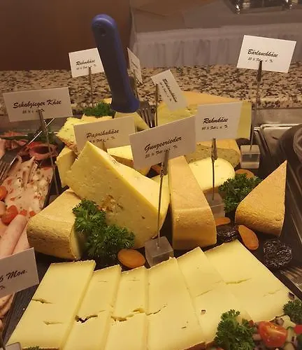 Vitalhotel Koenig Am Park 3* バート・メルゲントハイム